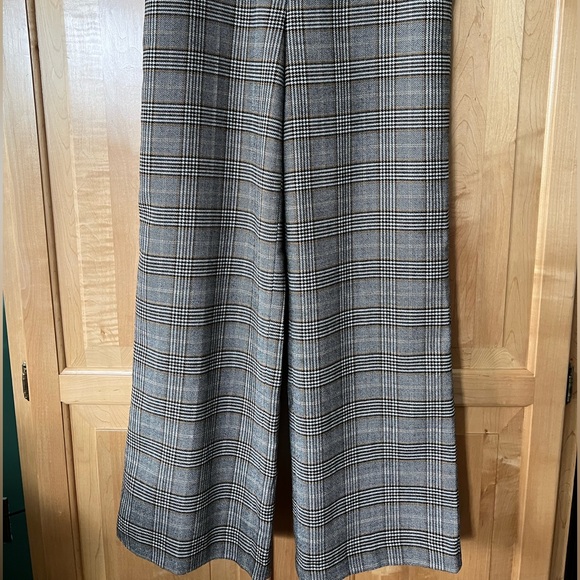 Wool Wide Leg Trousers - Picture 3 of 4